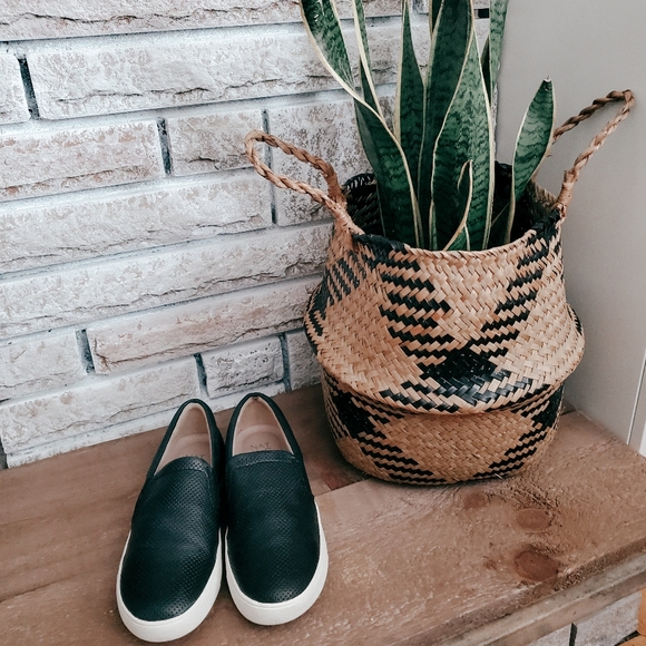 Naturalizer Shoes - Naturalizer slip on shoes